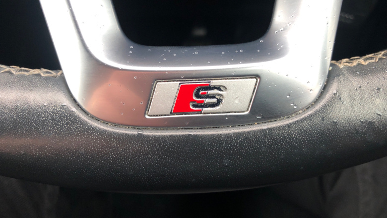 Audi Q3 35 TFSI S Line 5dr Petrol Estate